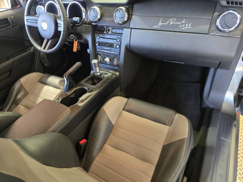 2005 Ford Mustang GT Premium