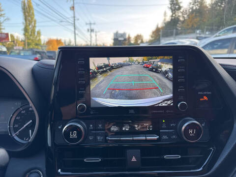 2022 Toyota Highlander XSE