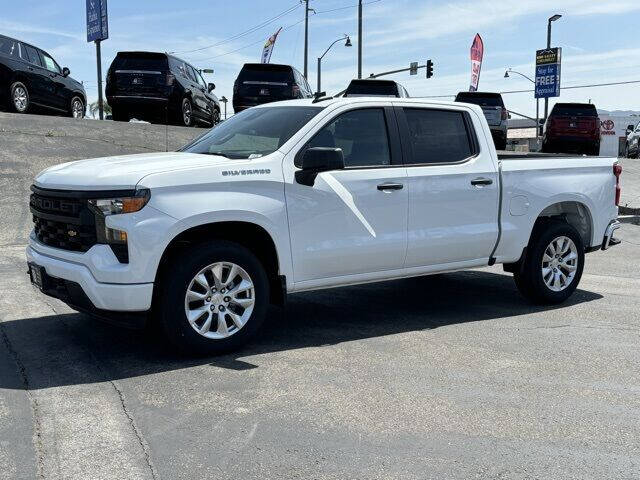 2024 Chevrolet Silverado 1500 Custom