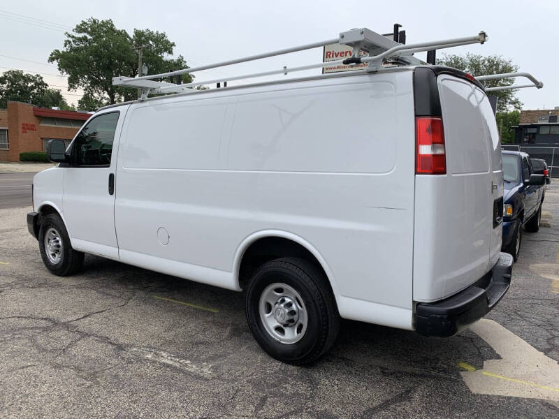 2017 Chevrolet Express 2500