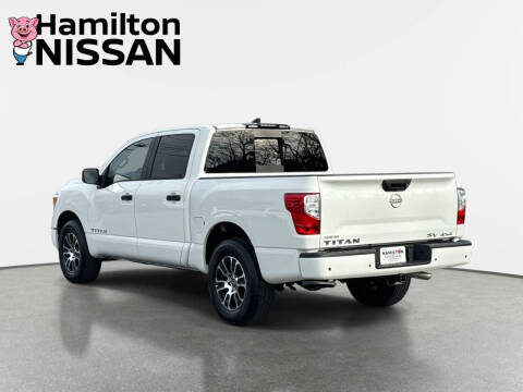 2024 Nissan Titan SV