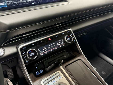 2024 Genesis GV80 2.5T