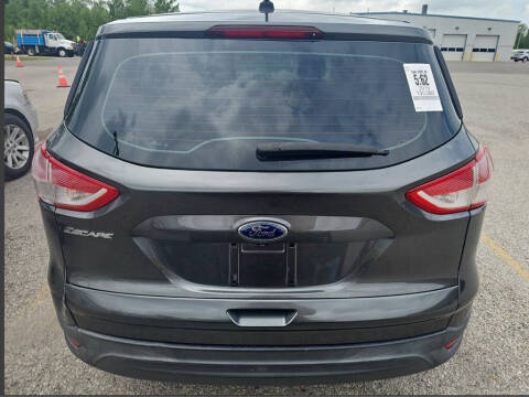 2015 Ford Escape S