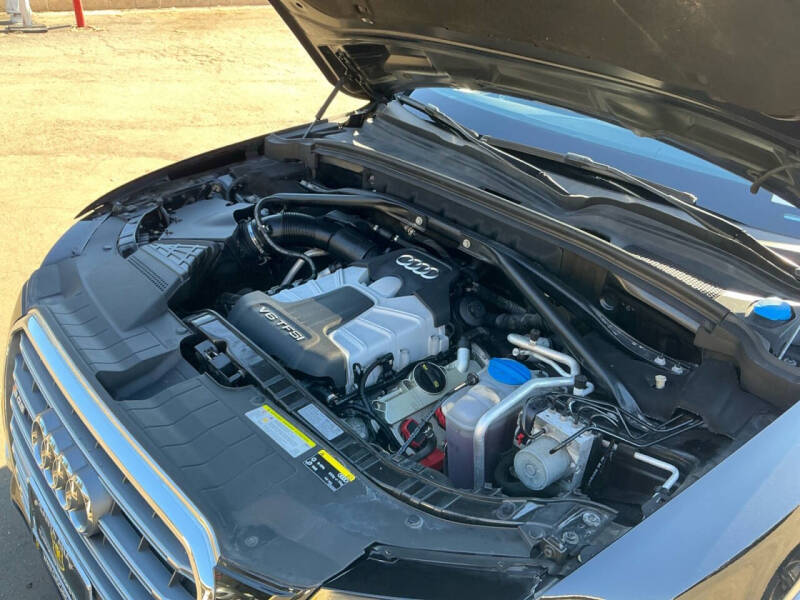 2015 Audi SQ5 3.0T quattro Prestige