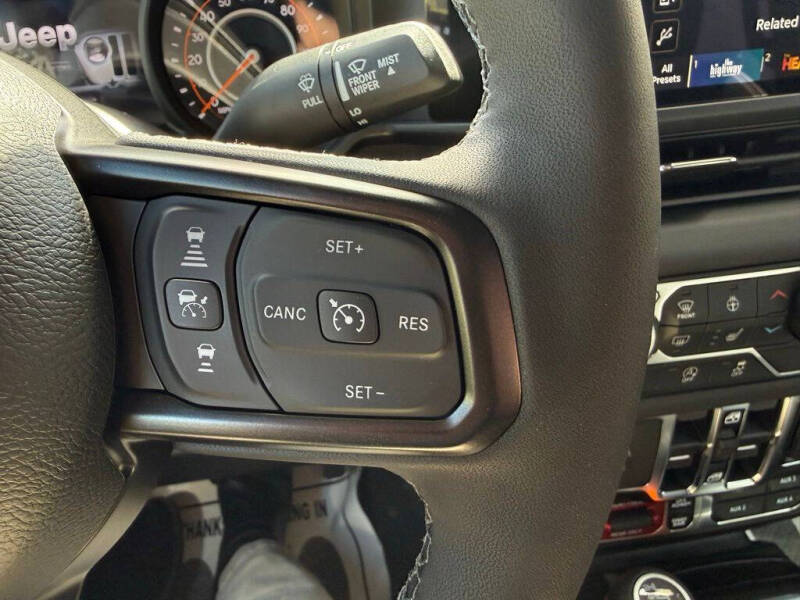 2026 Jeep Gladiator Shadow Ops