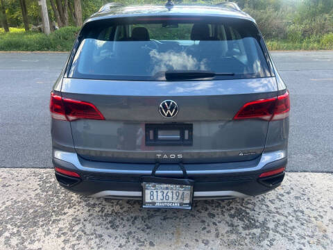 2022 Volkswagen Taos S 4Motion