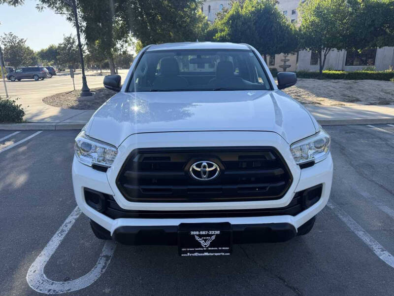 2017 Toyota Tacoma SR