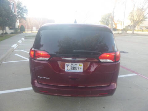 2019 Chrysler Pacifica L