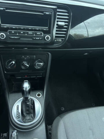 2014 Volkswagen Beetle 2.5L Entry PZEV