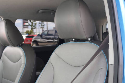 2016 Kia Soul EV +