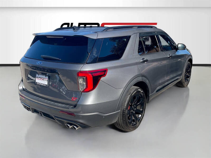 2023 Ford Explorer ST