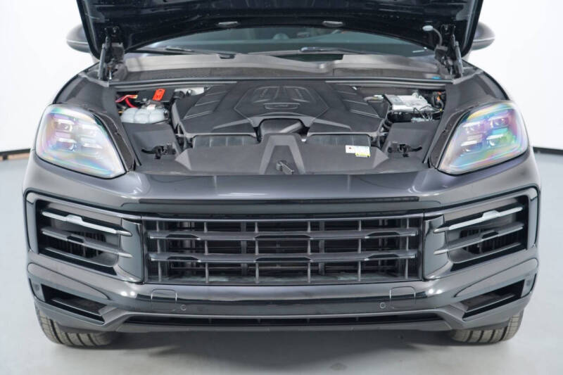 2024 Porsche Cayenne