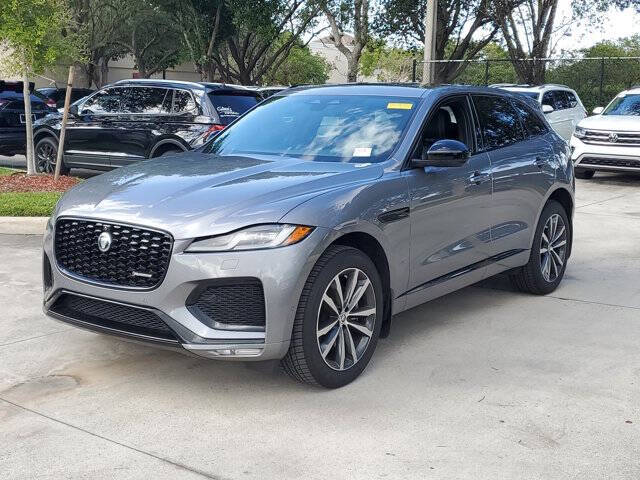 2024 Jaguar F-PACE P250 R-Dynamic S