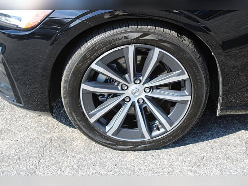 2022 Volvo S60 B5 Momentum