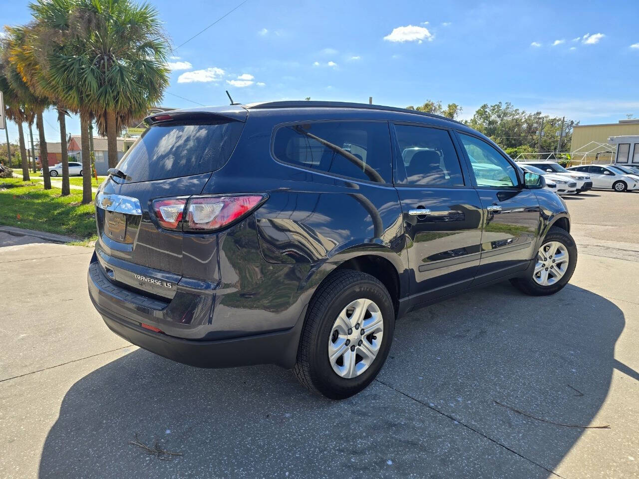 2015 Chevrolet Traverse for sale at Bascarshop in Tampa, FL