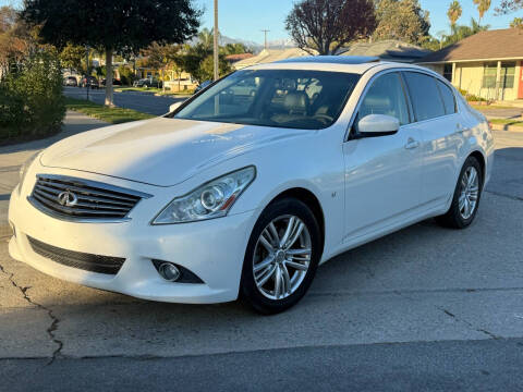 2015 Infiniti Q40