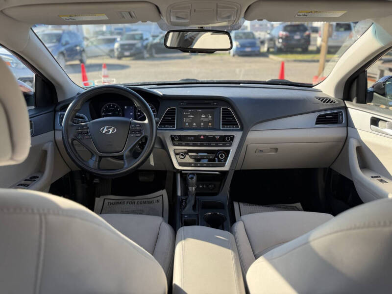 2016 Hyundai Sonata SE