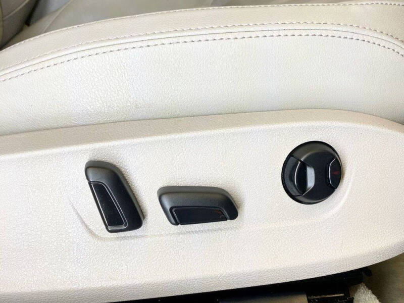 2014 Volkswagen Passat 2.0L TDI SEL Premium