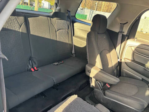 2015 GMC Acadia SLE-2