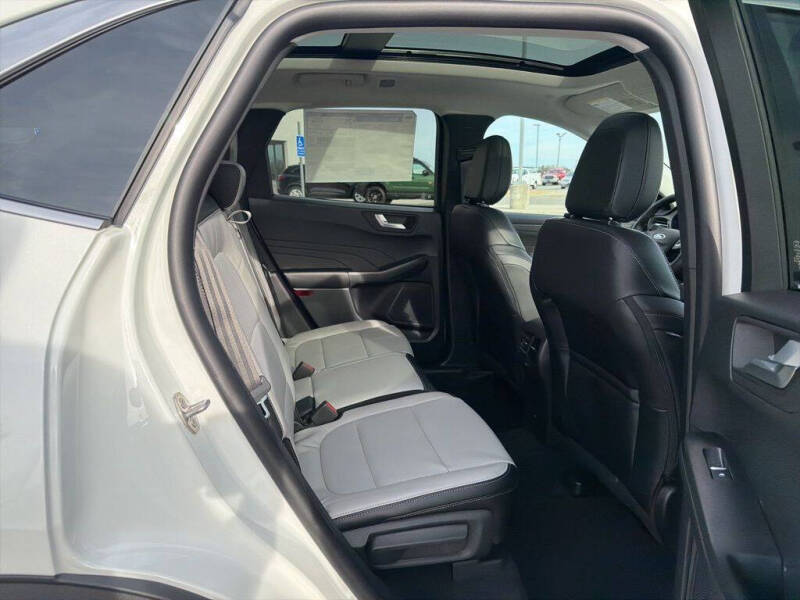 2026 Ford Escape Platinum