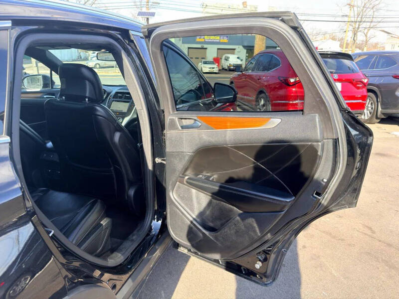 2018 Lincoln MKC Select