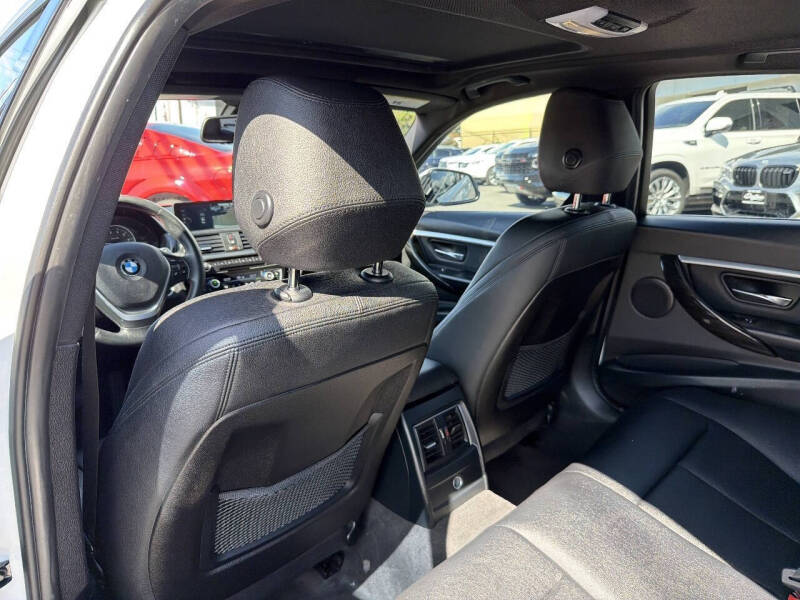 2017 BMW 3 Series 330i