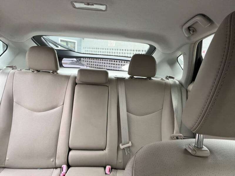 2010 Toyota Prius IV