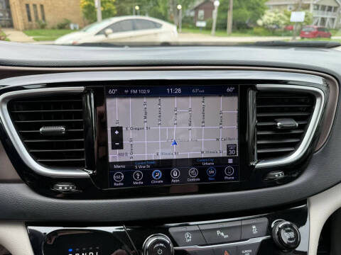 2018 Chrysler Pacifica Touring L Plus