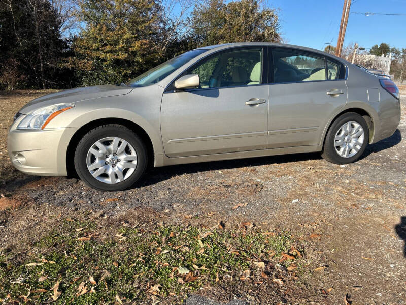 2010 Nissan Altima for sale at Jenkins Used Cars in Landrum SC