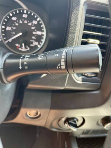 2022 Nissan Frontier S