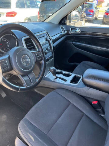 2012 Jeep Grand Cherokee Laredo