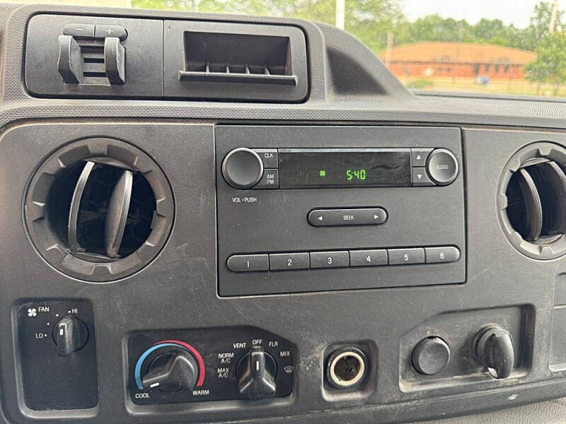 2009 Ford E-Series E-350 SD