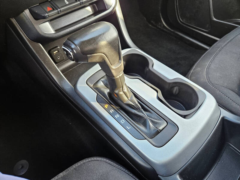 2017 Chevrolet Colorado LT