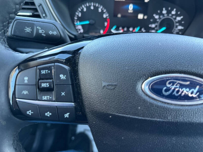 2022 Ford Escape SE