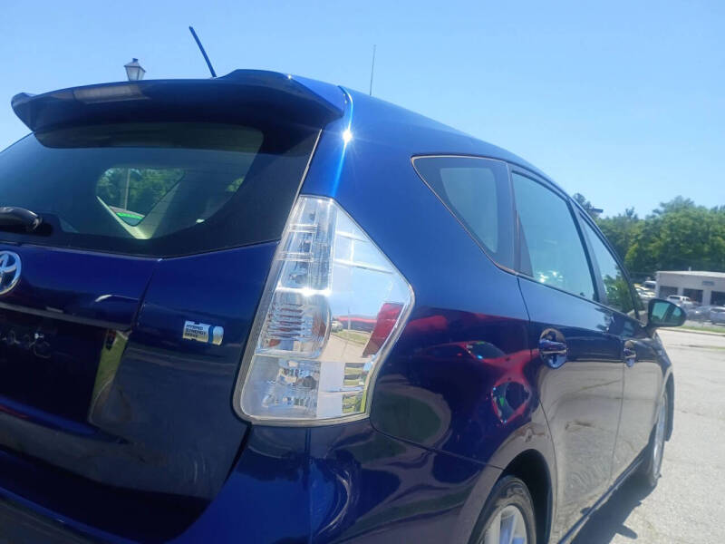 2012 Toyota Prius v