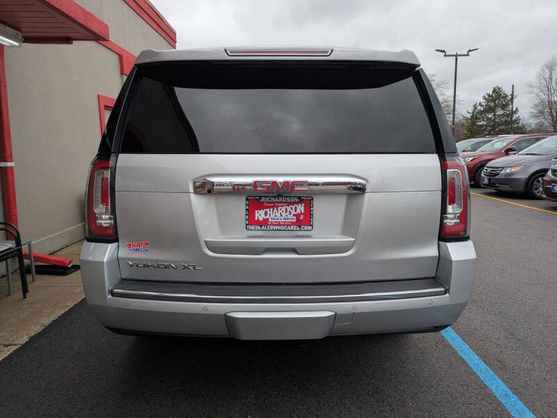 2017 GMC Yukon XL Denali