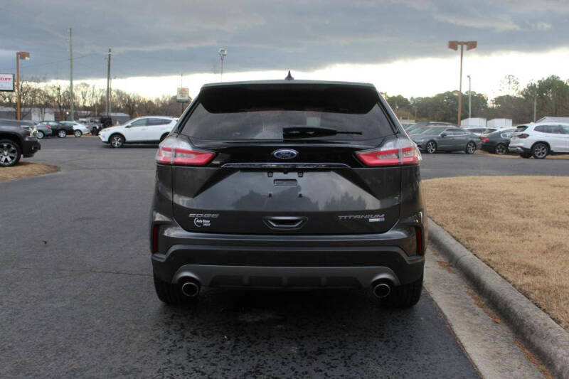 2020 Ford Edge Titanium