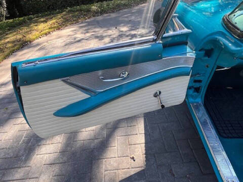 1956 Ford Thunderbird