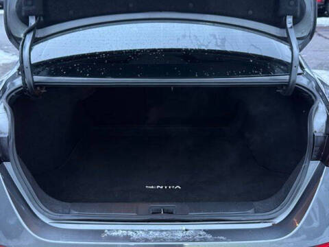 2023 Nissan Sentra SR