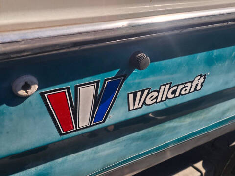 1994 Wellcraft Eclipse 205S