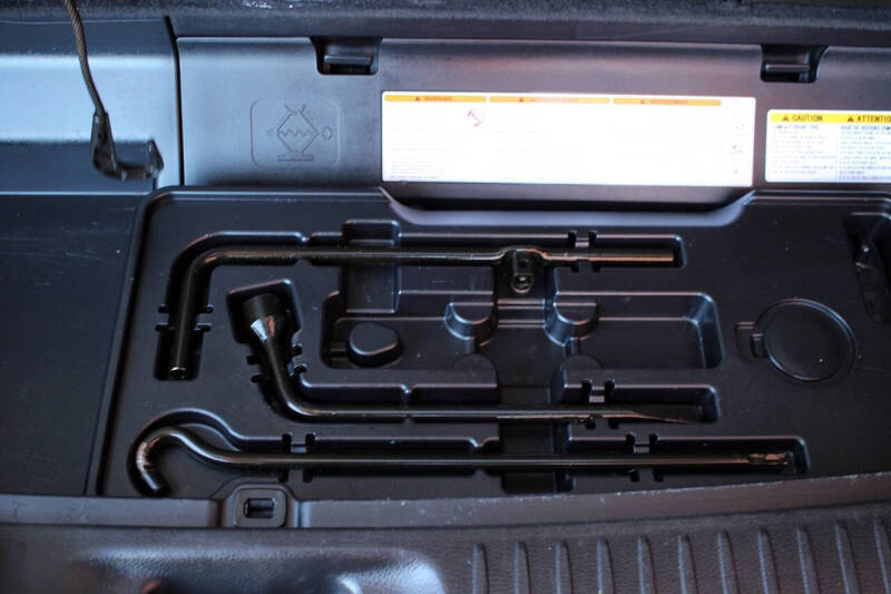 2017 Toyota Highlander LE