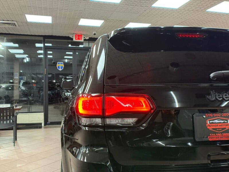 2020 Jeep Grand Cherokee SRT