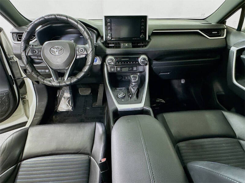 2019 Toyota RAV4 Hybrid XSE