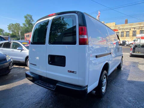 2019 GMC Savana 2500