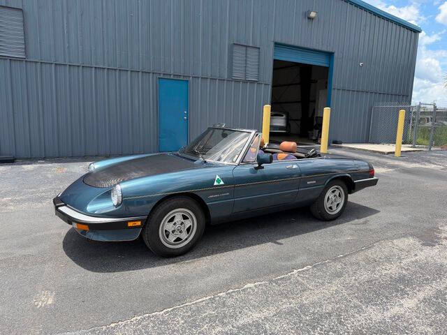 1988 Alfa Romeo Spider Veloce
