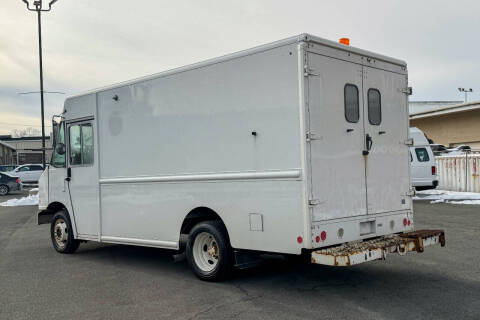 2017 Ford Stripped Chassis