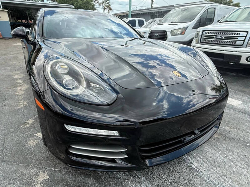 2014 Porsche Panamera 4S Executive