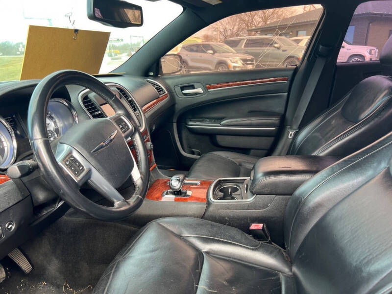 2012 Chrysler 300 Limited