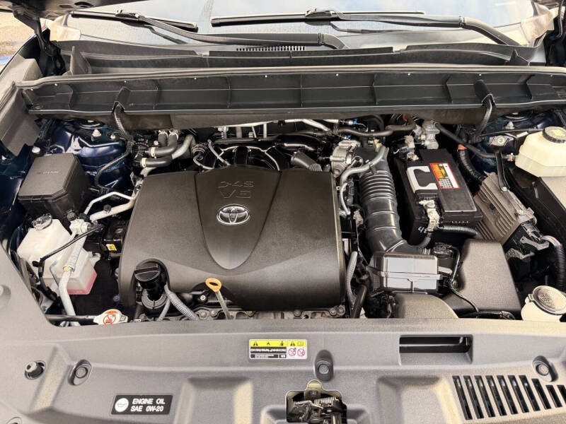 2021 Toyota Highlander L