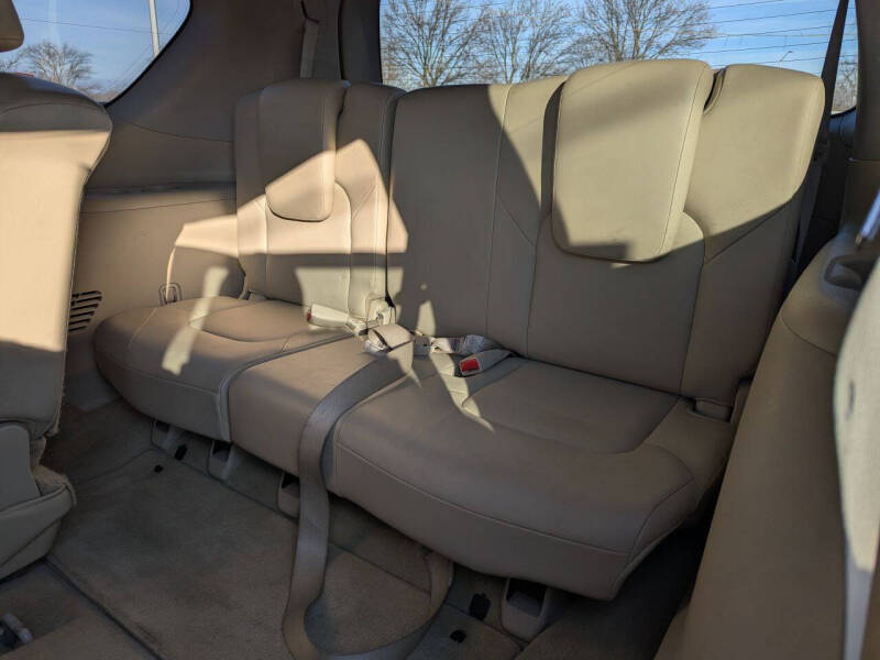 2011 Infiniti QX56